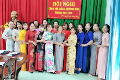 HỘI NGHỊ CÁN BỘ, VIÊN CHỨC, NGƯỜI LAO ĐỘNG TRƯỜNG MẦM NON HỌA MI NĂM HỌC 2022- 2023