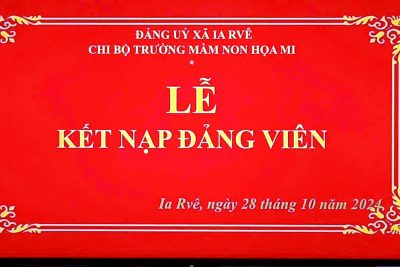 Trường mầm non Họa Mi tổ chức Lễ kếp nạp đảng viên mới